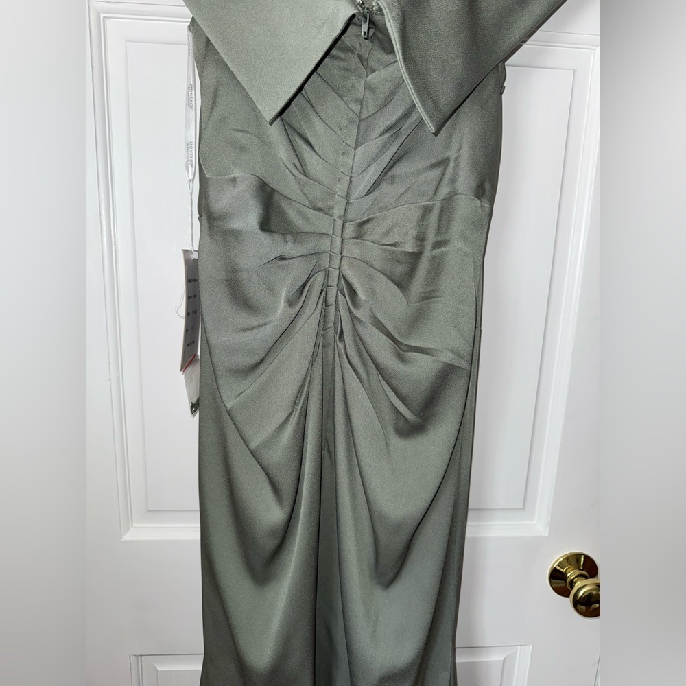 Montage by Mon Cheri M535 Formal Gown - Picture 6 of 16